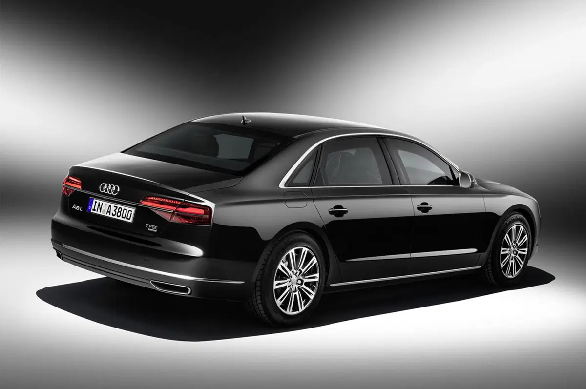 Audi A8 L Secuity: i quattro anelli più sicuri di sempre (6)