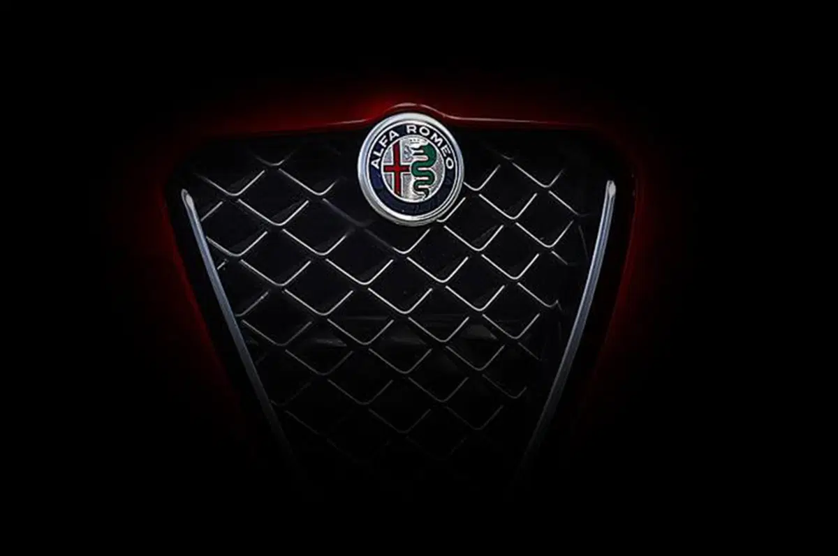 Alfa Romeo Giulia: ecco gli interni [VIDEO] (5)