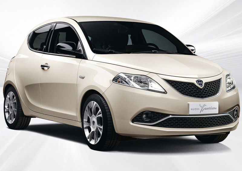 Lancia Ypsilon restyling: tante piccole novit&agrave; e motori Euro 6