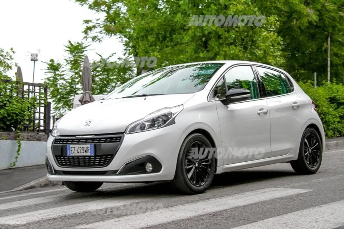 Peugeot 208 restyling (34)
