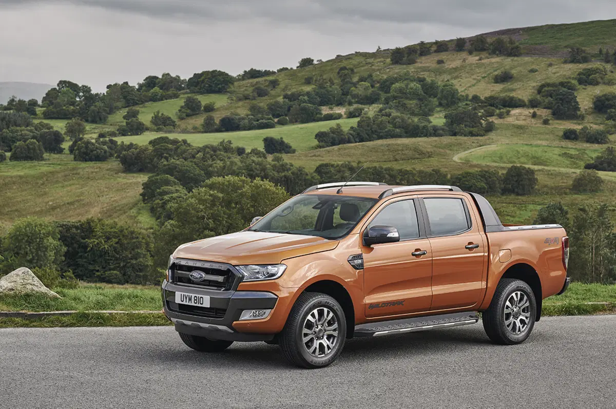 Ford Ranger facelift pronto per la sfida europea (12)