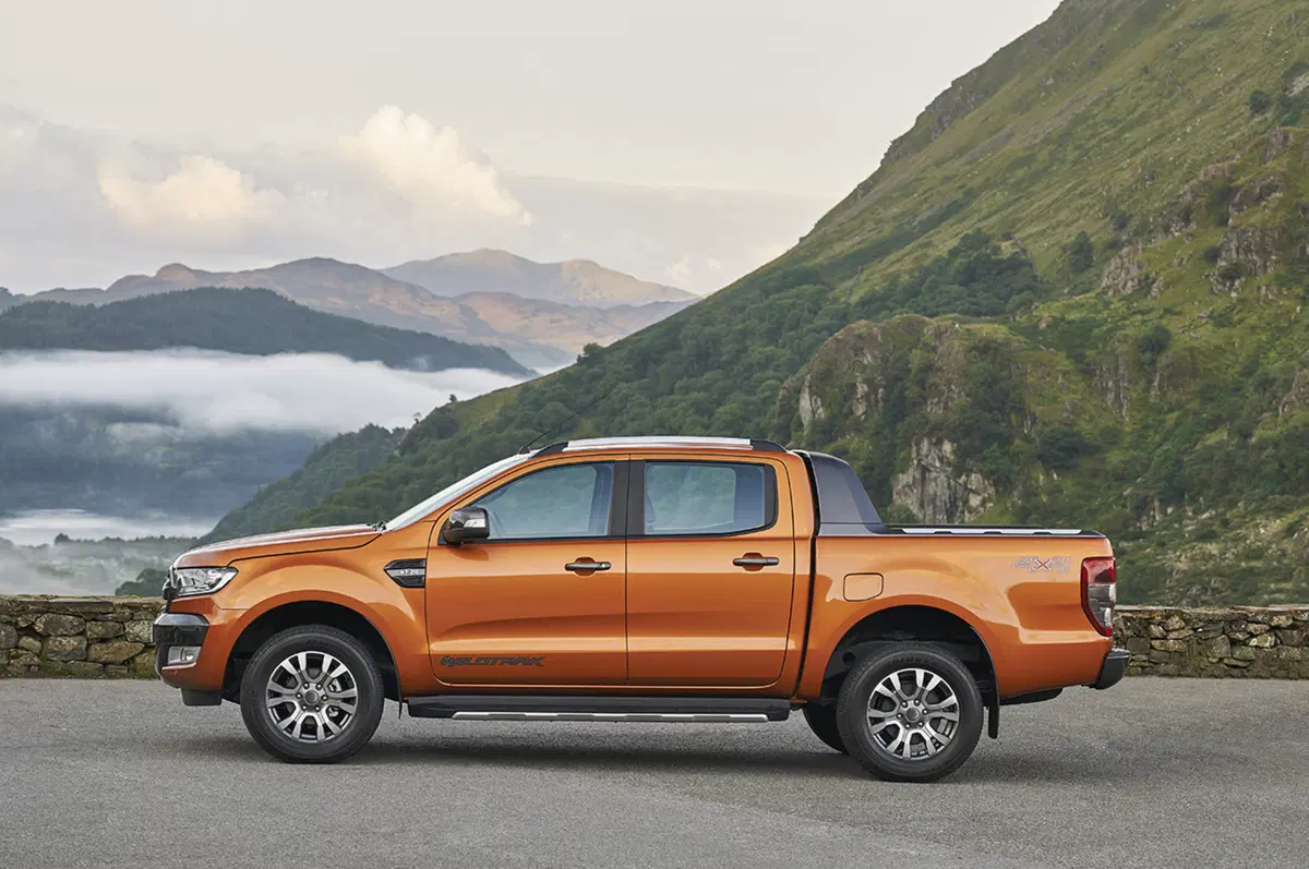 Ford Ranger facelift pronto per la sfida europea (15)