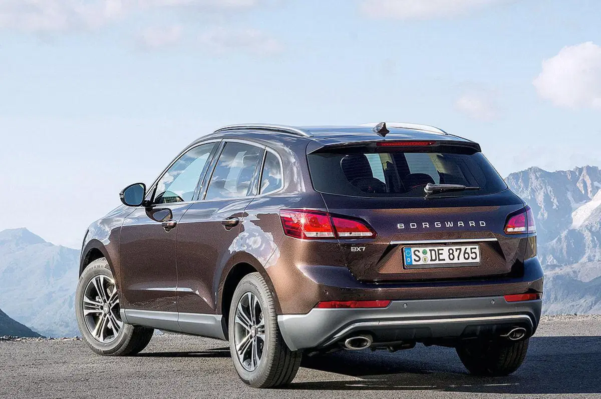 Borgward BX7: le prime immagini del SUV