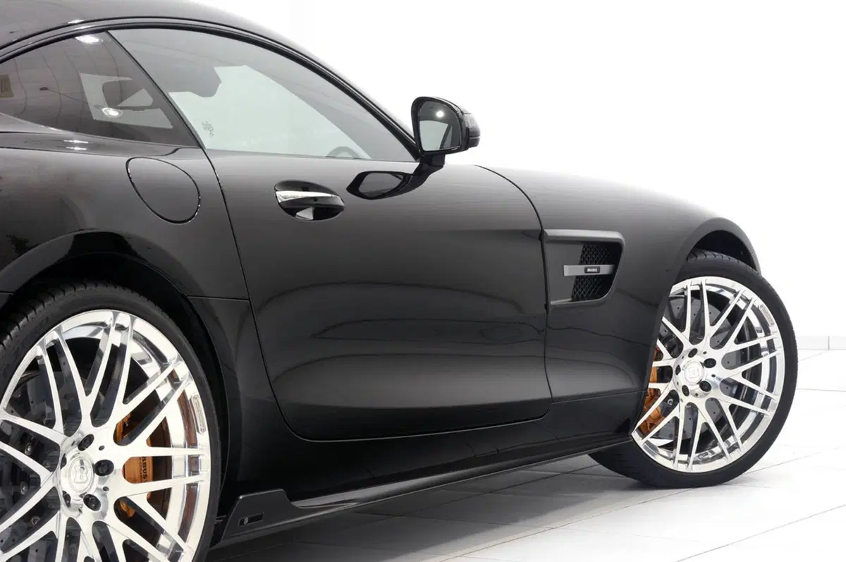Brabus Mercedes-AMG GTS: V8 potenziato per raggiungere i 325 km/h (5)