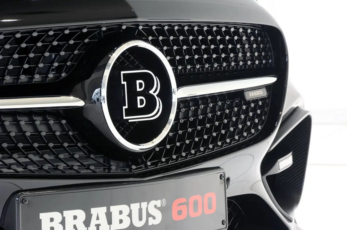 Brabus Mercedes-AMG GTS: V8 potenziato per raggiungere i 325 km/h (14)