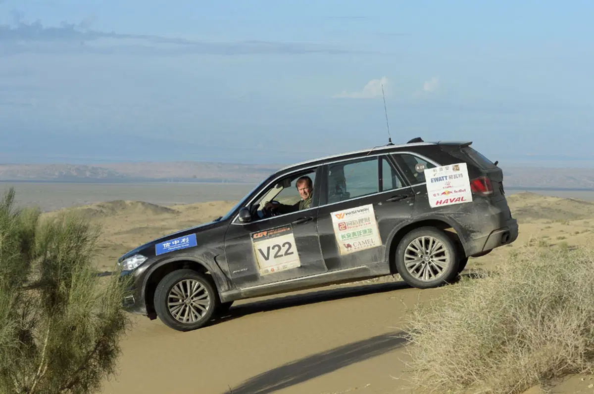 Peterhansel e Peugeot 2008 DKR conquistano la Cina