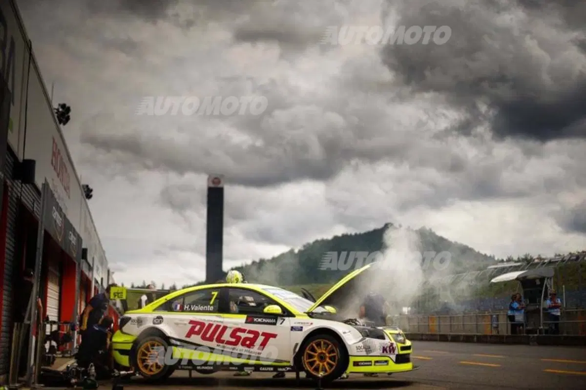 WTCC 2015, qualifiche Giappone: pole per Michelisz (10)