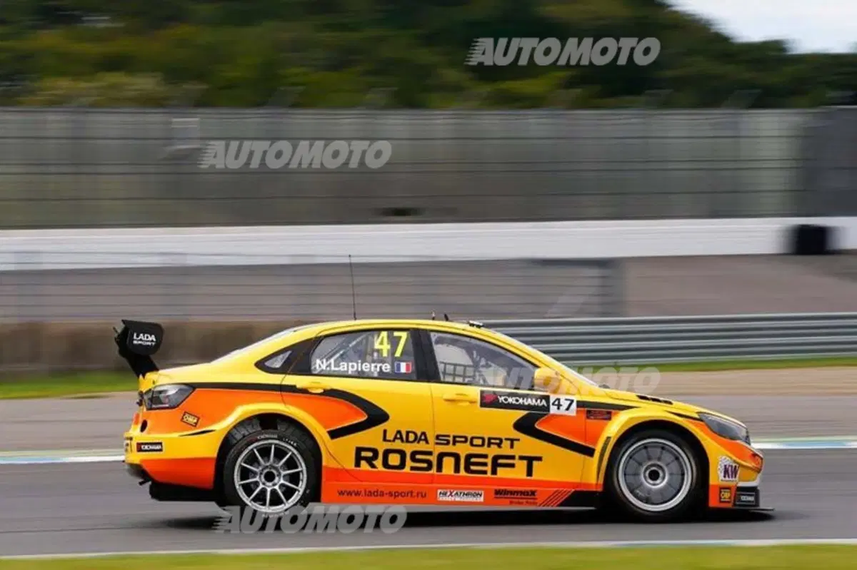 WTCC 2015, qualifiche Giappone: pole per Michelisz (24)