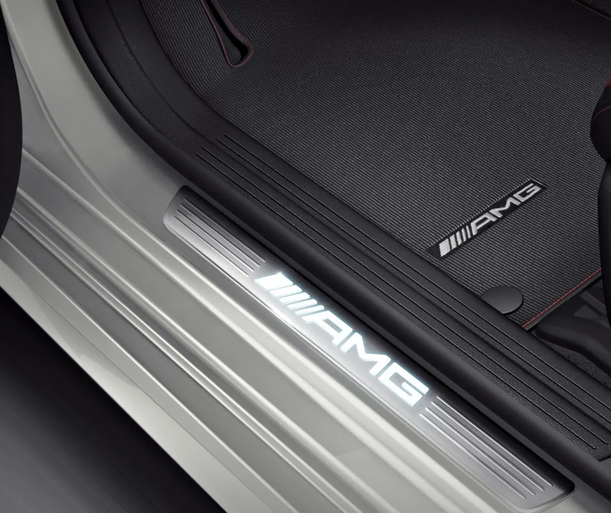 Mercedes A 45 AMG, ecco la “Edition 50” (11)