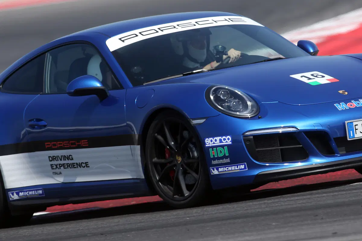 Porsche 911 GTS e Michelin Pilot Sport, in pista a Misano  (11)