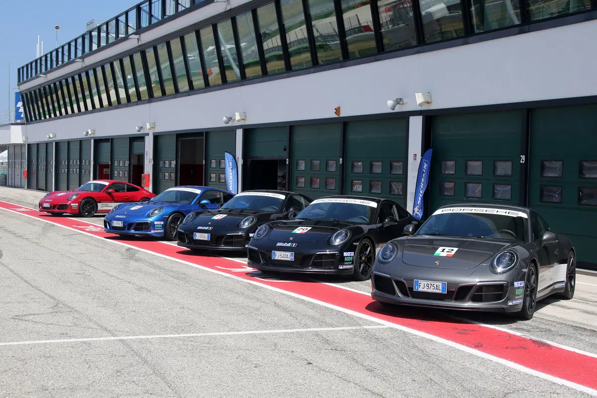 Porsche 911 GTS e Michelin Pilot Sport, in pista a Misano  (9)
