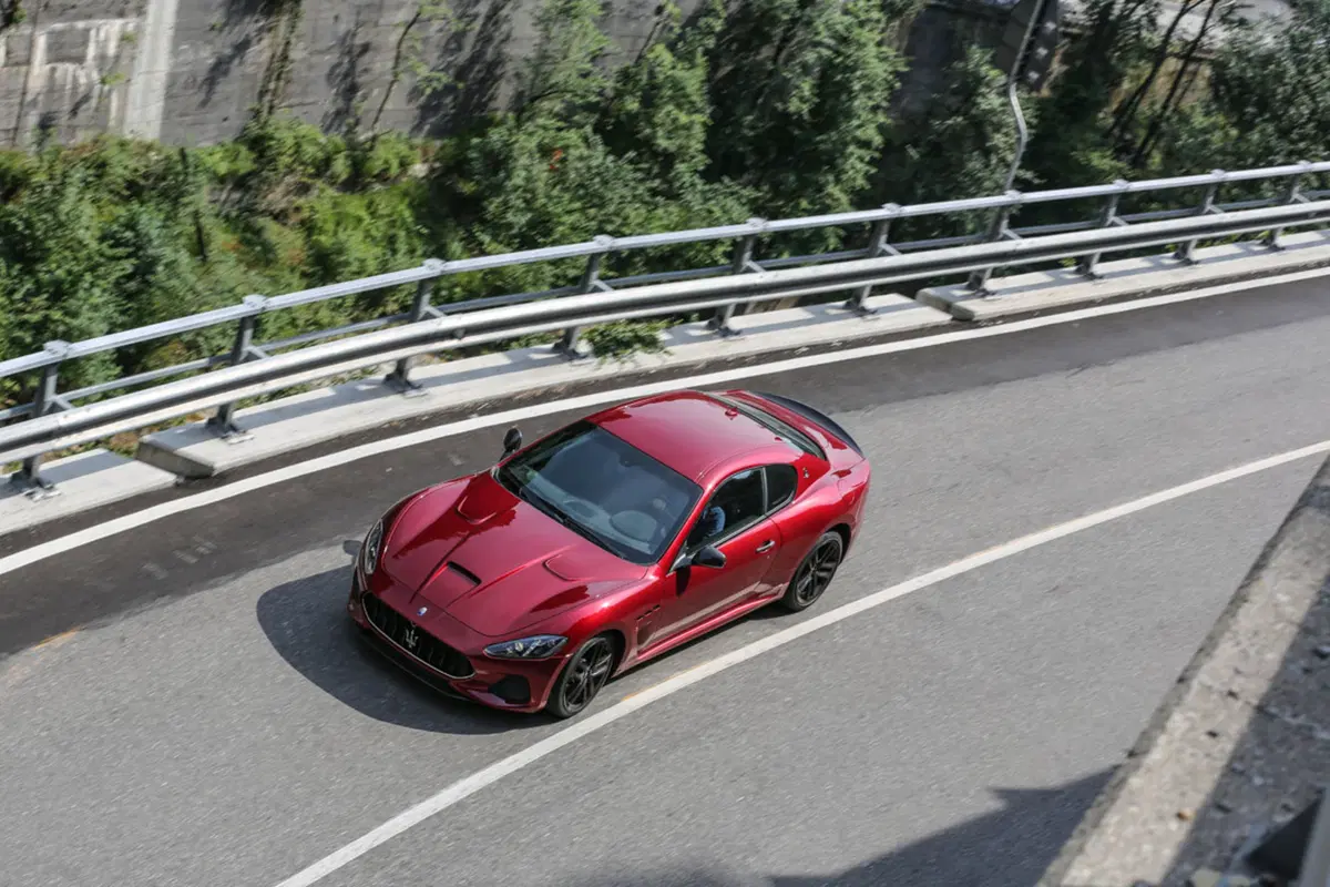 Maserati GranCabrio 2018 | Test drive #Amboxing (11)