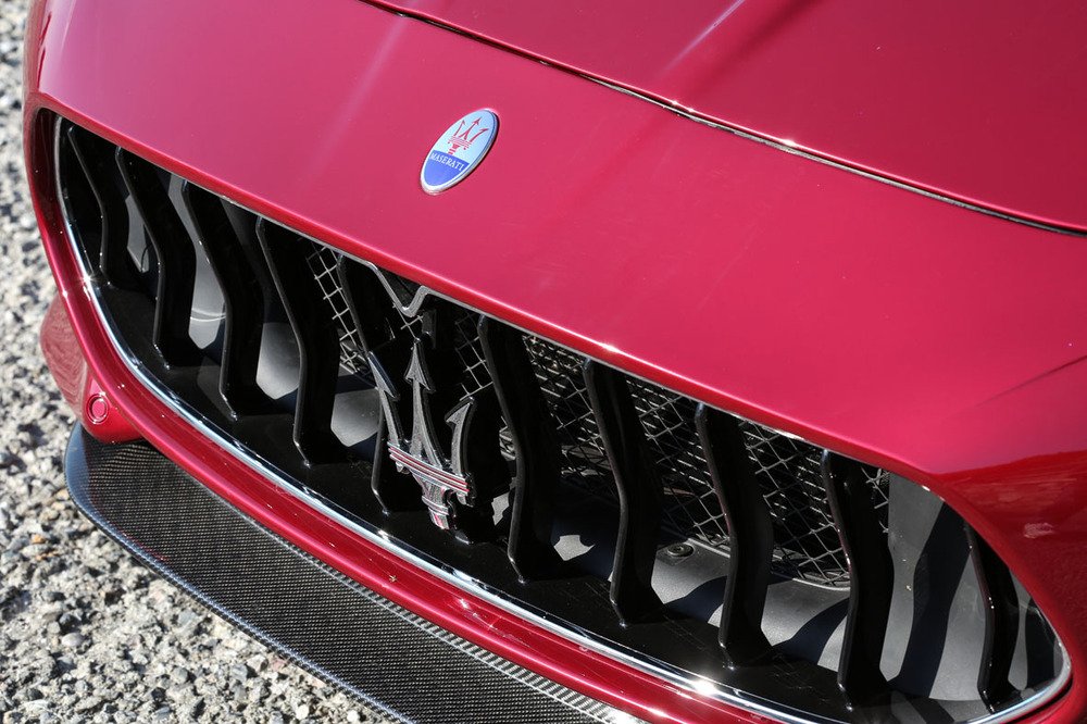 La grintosa griglia Maserati