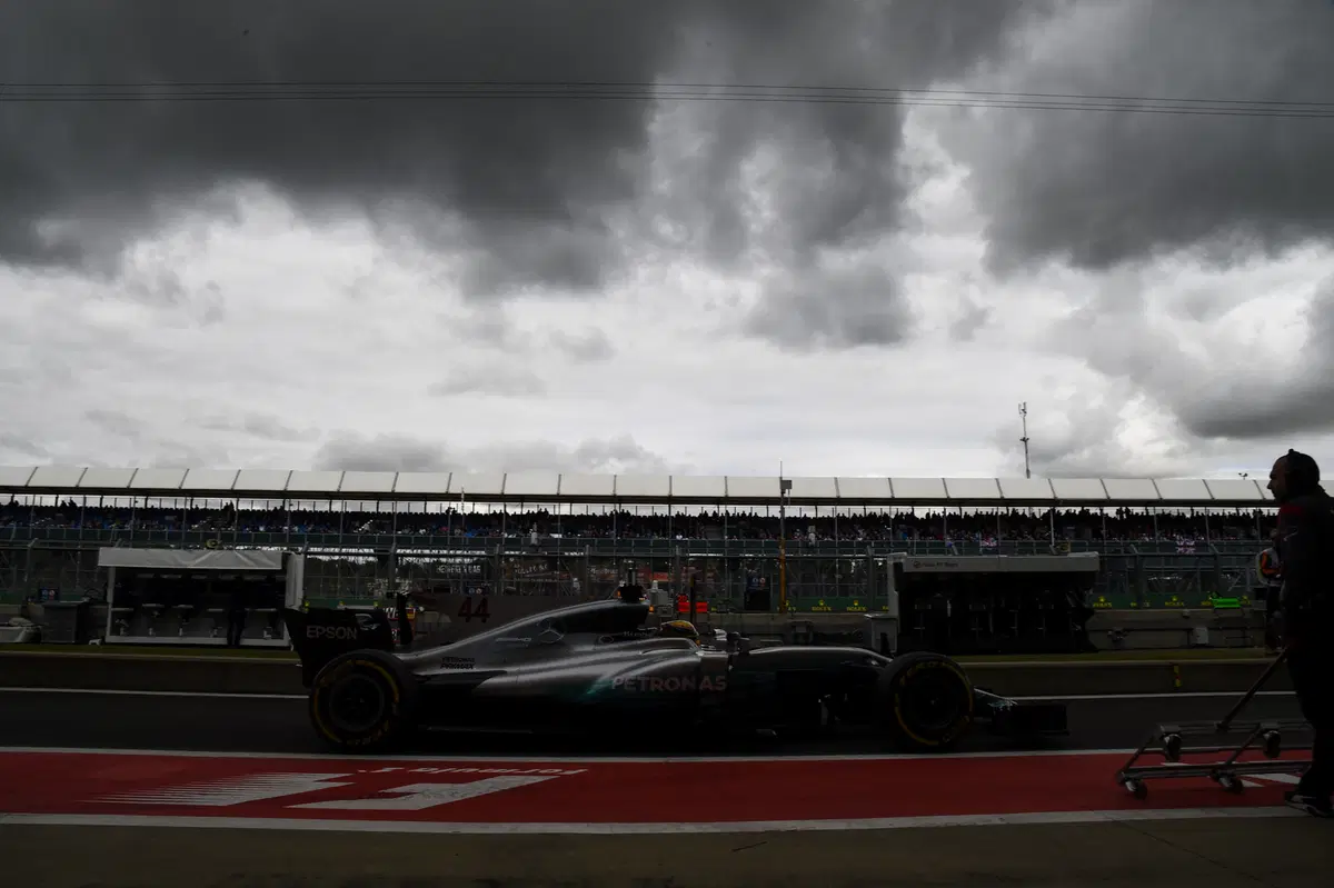 F1, GP Gran Bretagna 2017, FP2: Bottas davanti a tutti (19)