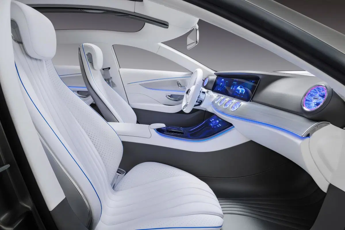 Mercedes Concept IAA: la base del nuovo lusso di Stoccarda (8)