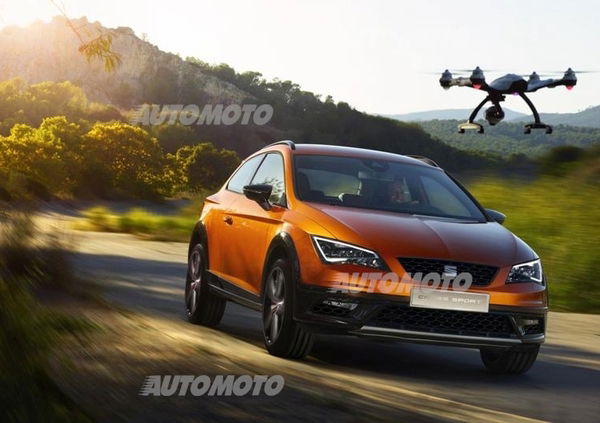 Seat Leon Cross Sport, la Cupra diventa SUV