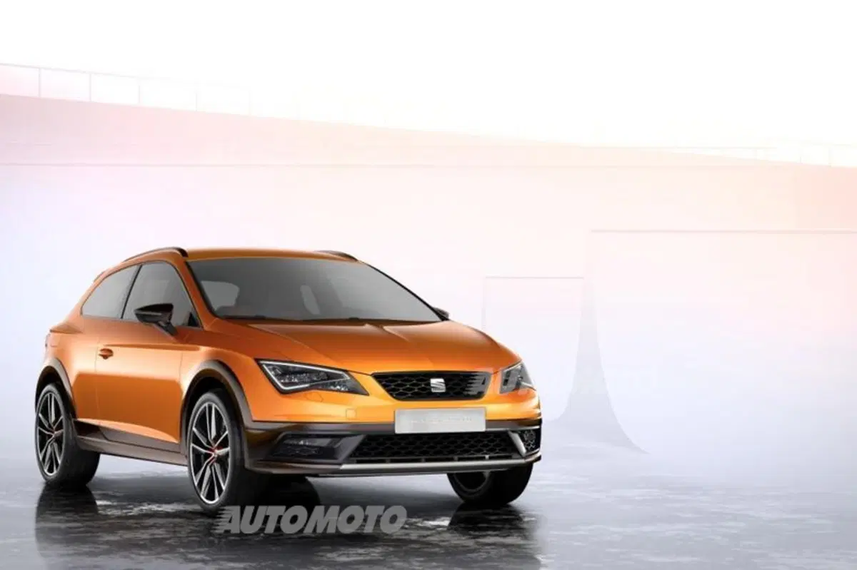 Seat Leon Cross Sport, la Cupra diventa SUV (21)