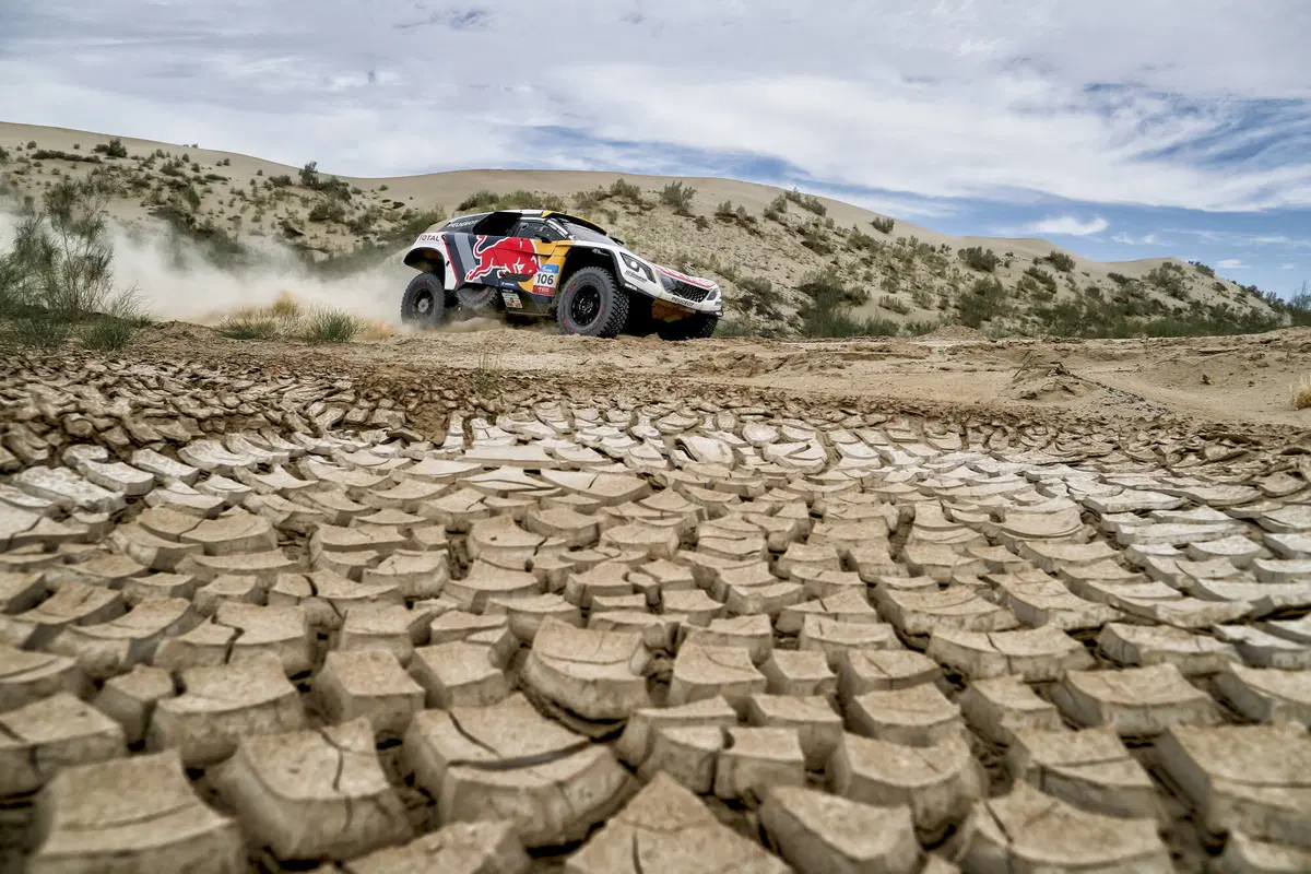 Silk Way Rally 2017. Loeb (Peugeot) “primissimo” a metà strada (14)