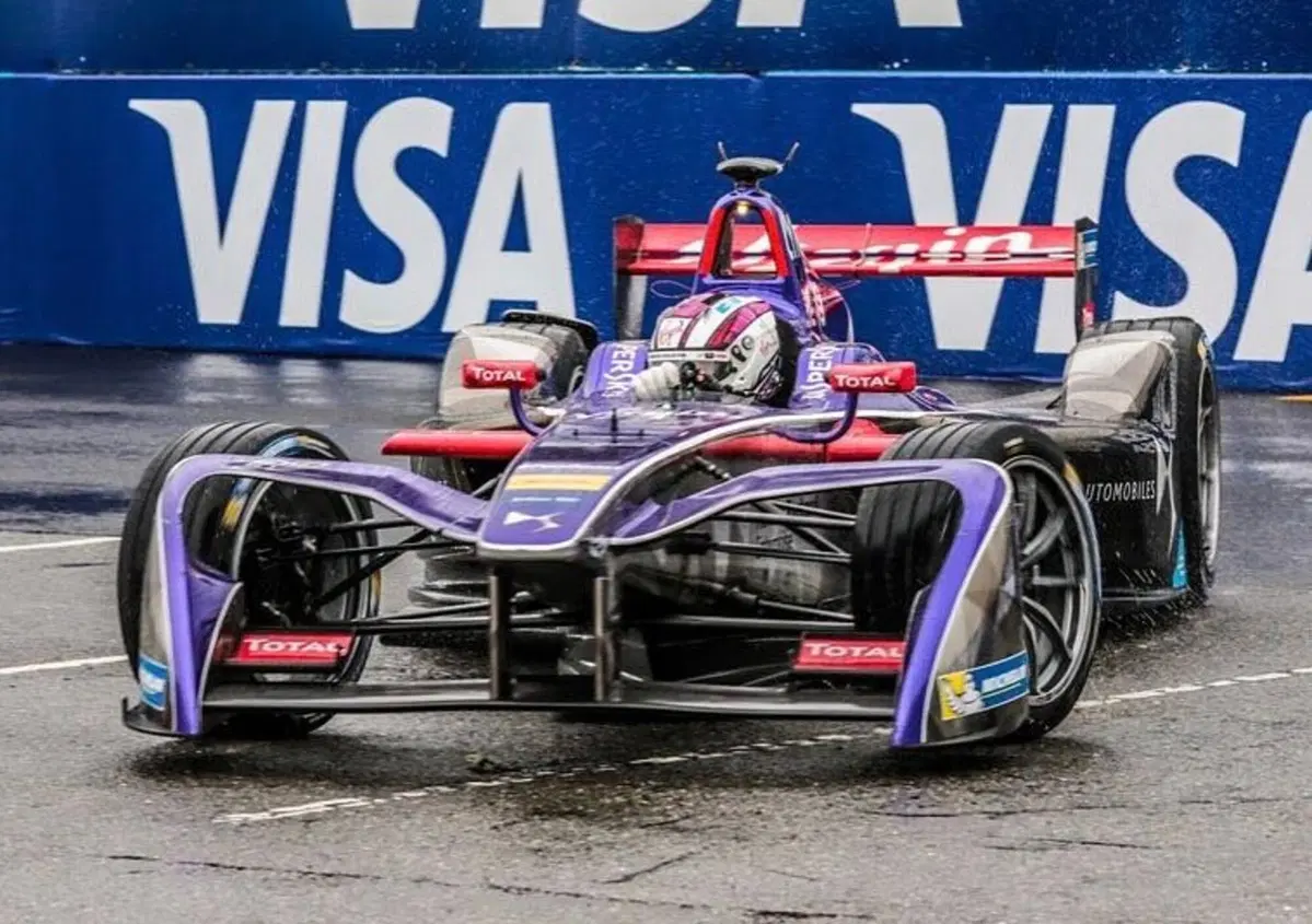 Formula E, ePrix di New York: pole per Lynn