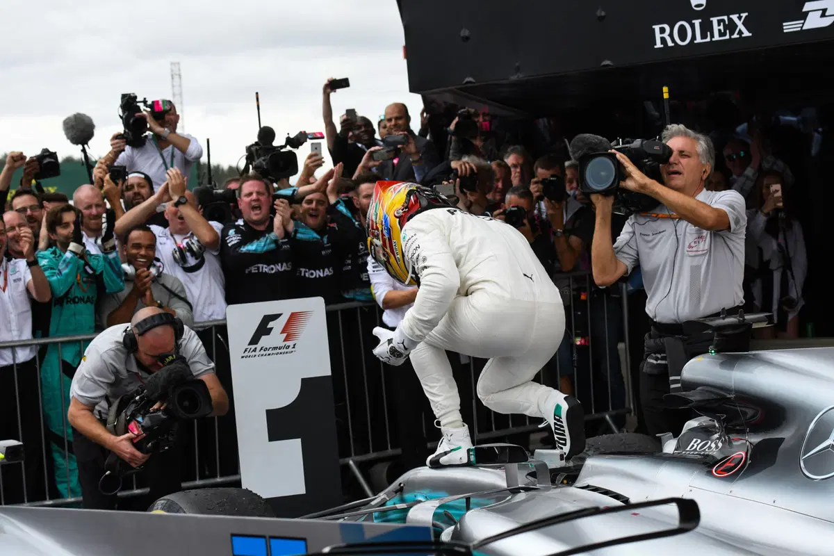 F1, GP Silverstone 2017: vince Hamilton. Terzo Raikkonen (32)