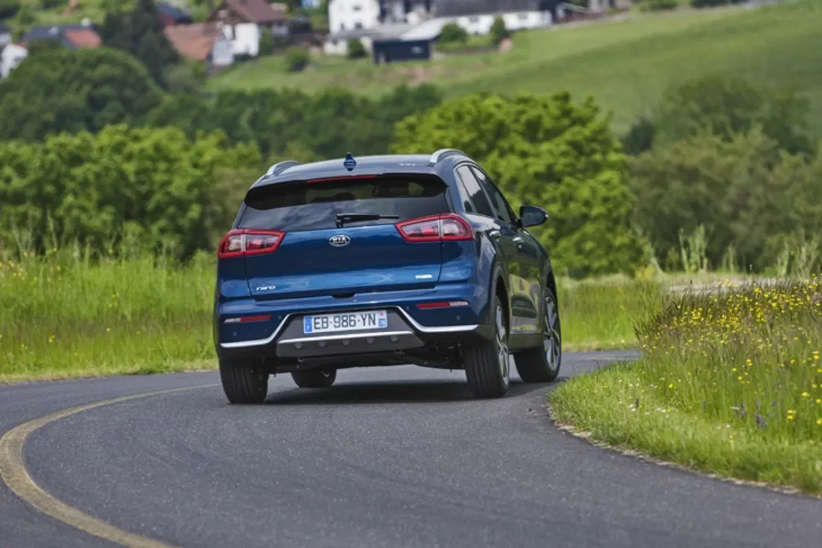 Kia Niro Hybrid [Video primo test] (9)