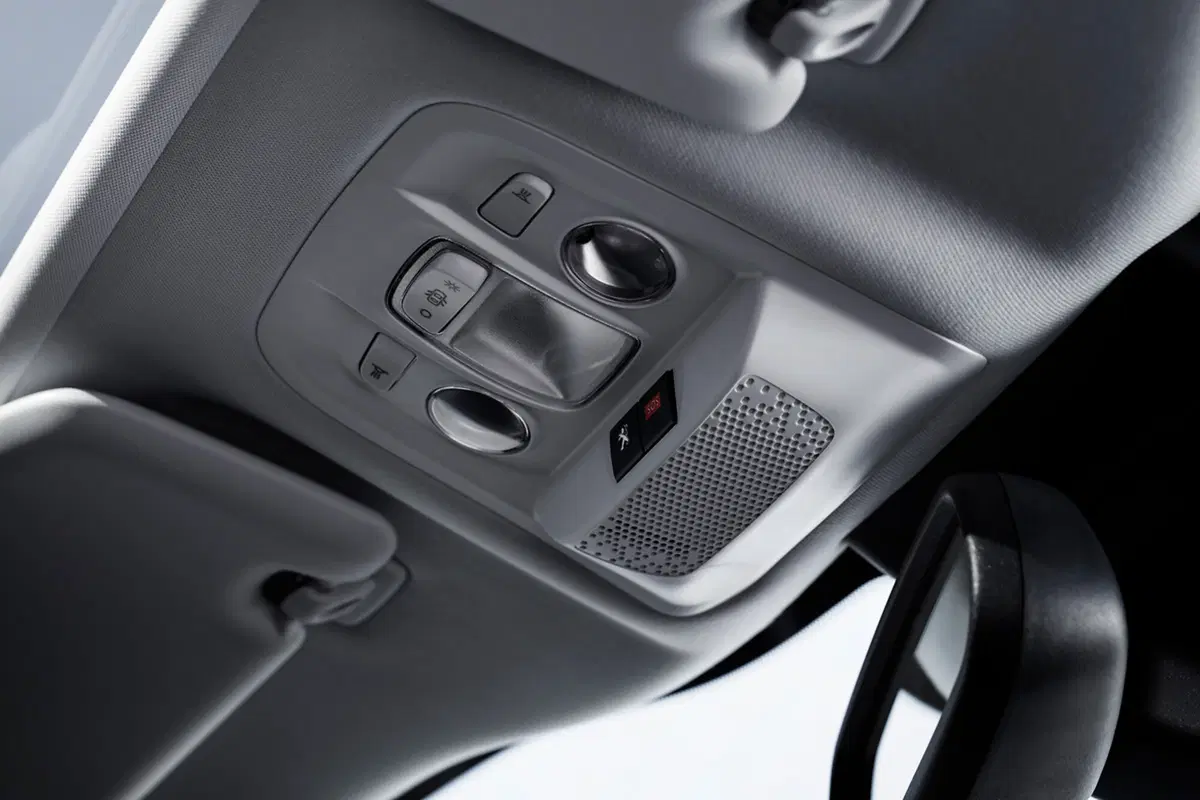 Peugeot 2008 versione 2017, SUV compatto con Grip Control [Video Primo test] (7)