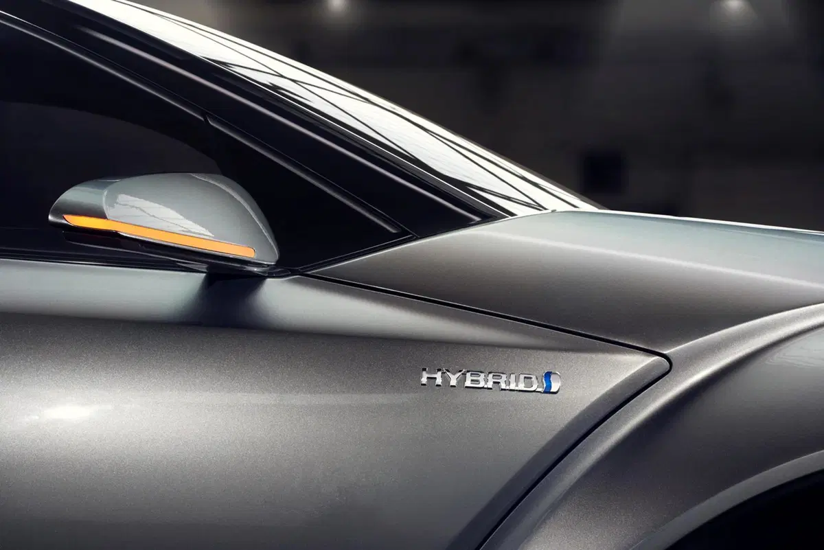 Toyota C-HR: la rivale di Nissan Juke si fa sempre più vicina (12)