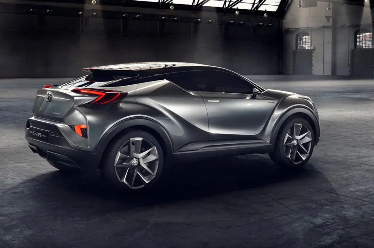 Toyota C-HR: la rivale di Nissan Juke si fa sempre più vicina (15)