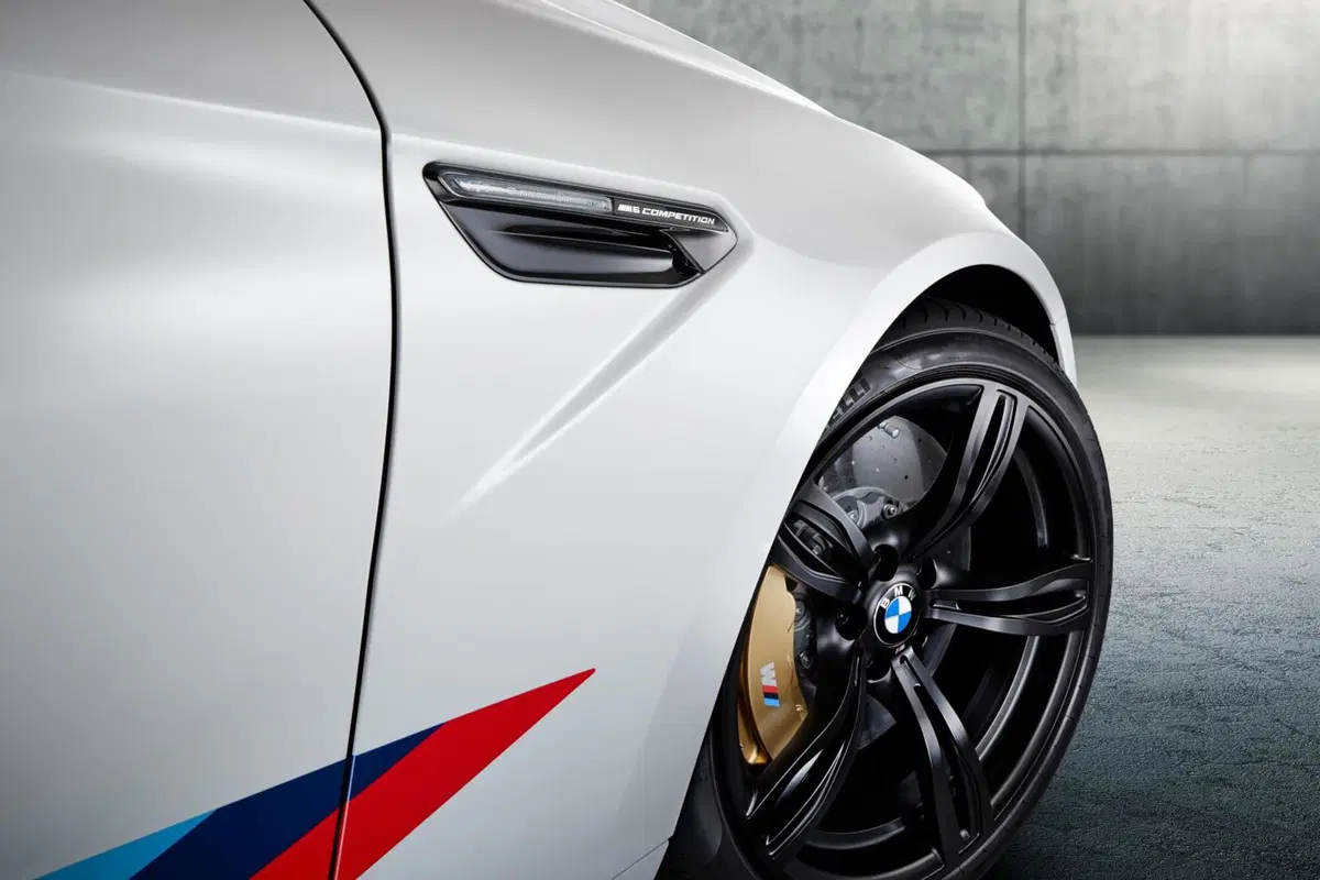 BMW: M6 GT3 e Coupé Competition Edition per stupire (4)