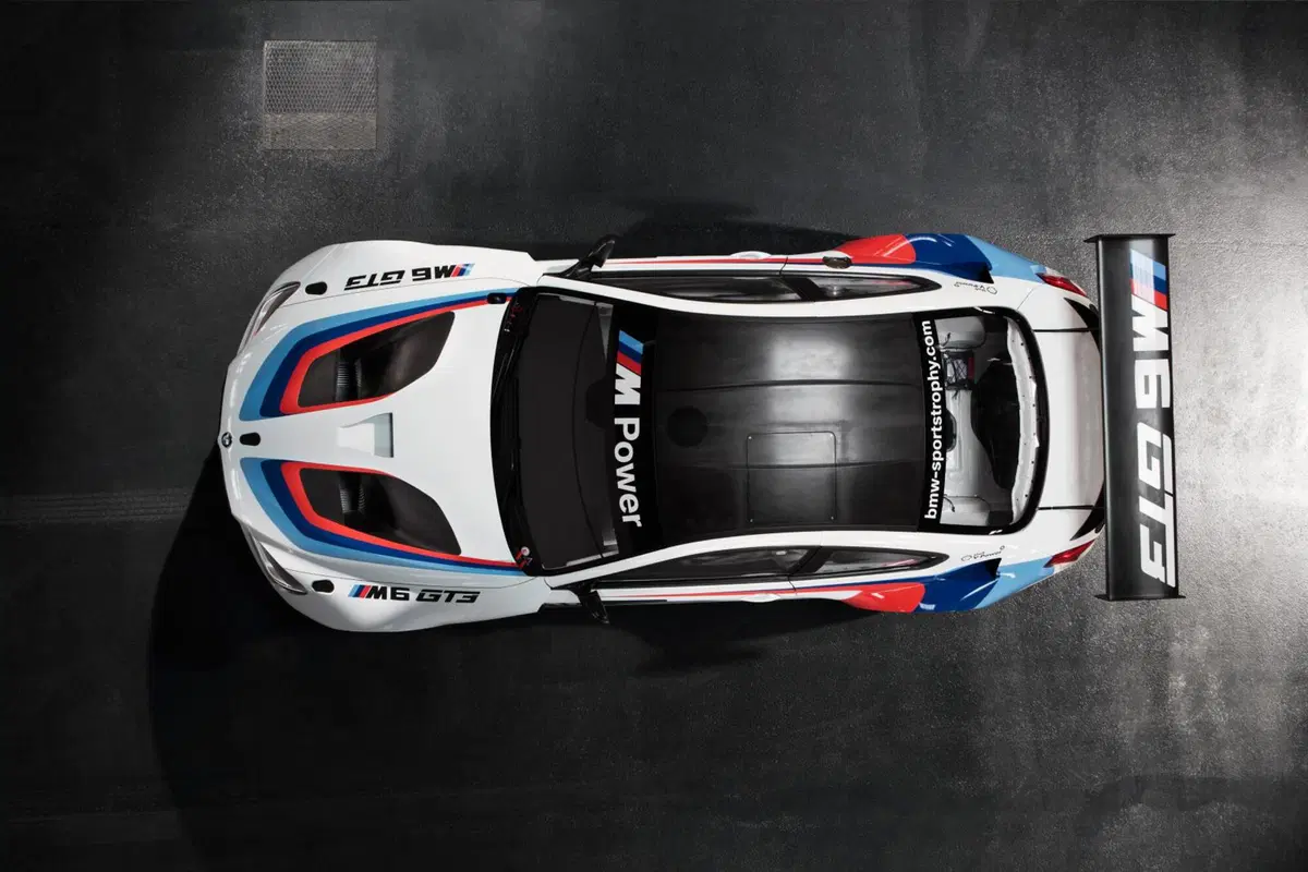 BMW: M6 GT3 e Coupé Competition Edition per stupire (24)