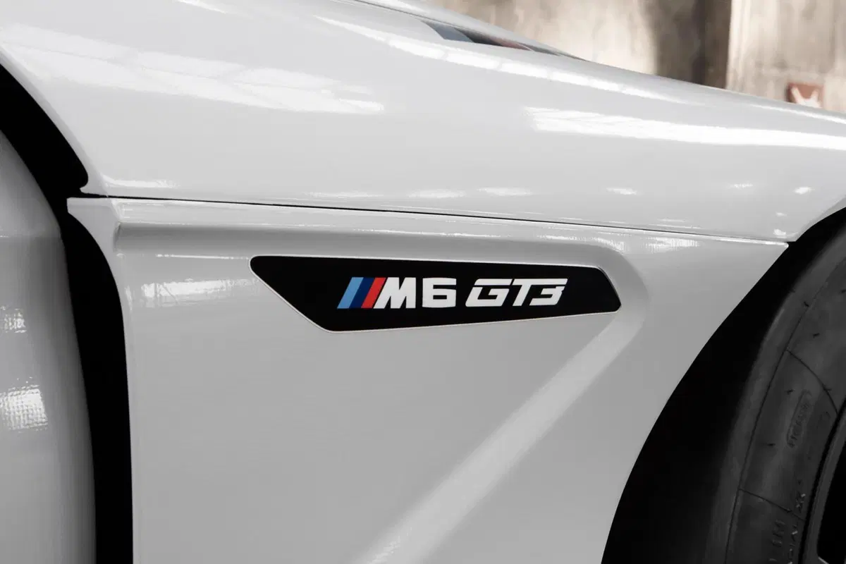 BMW: M6 GT3 e Coupé Competition Edition per stupire (30)