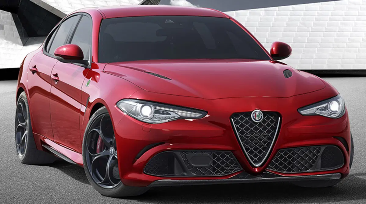 Alfa Romeo Giulia Quadrifoglio. Ufficiale: gira in 7'39" al Ring (6)