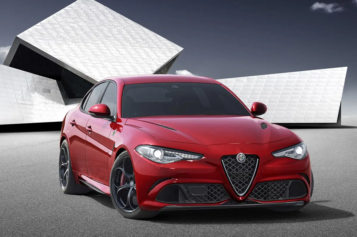 Alfa Romeo Giulia Quadrifoglio. Ufficiale: gira in 7'39" al Ring (9)
