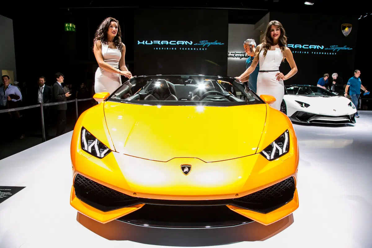 Salone di Francoforte 2015: ecco le ragazze più belle! (34)