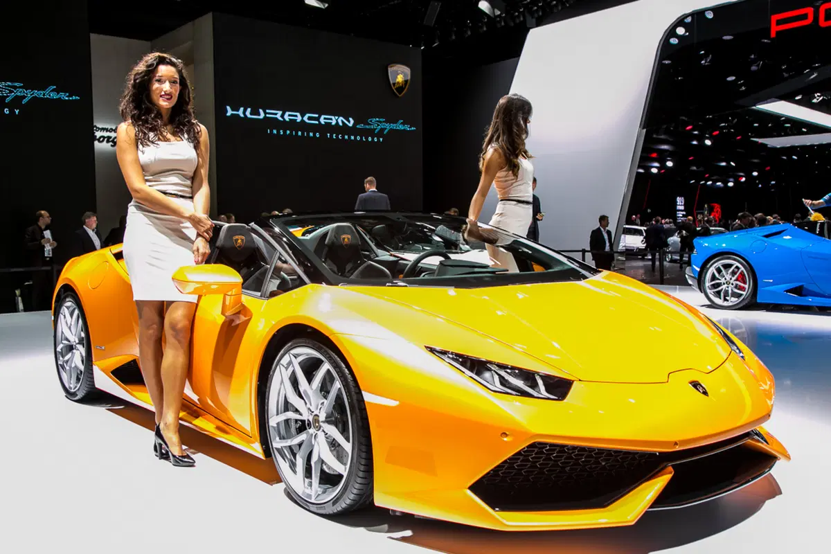 Salone di Francoforte 2015: ecco le ragazze più belle! (45)