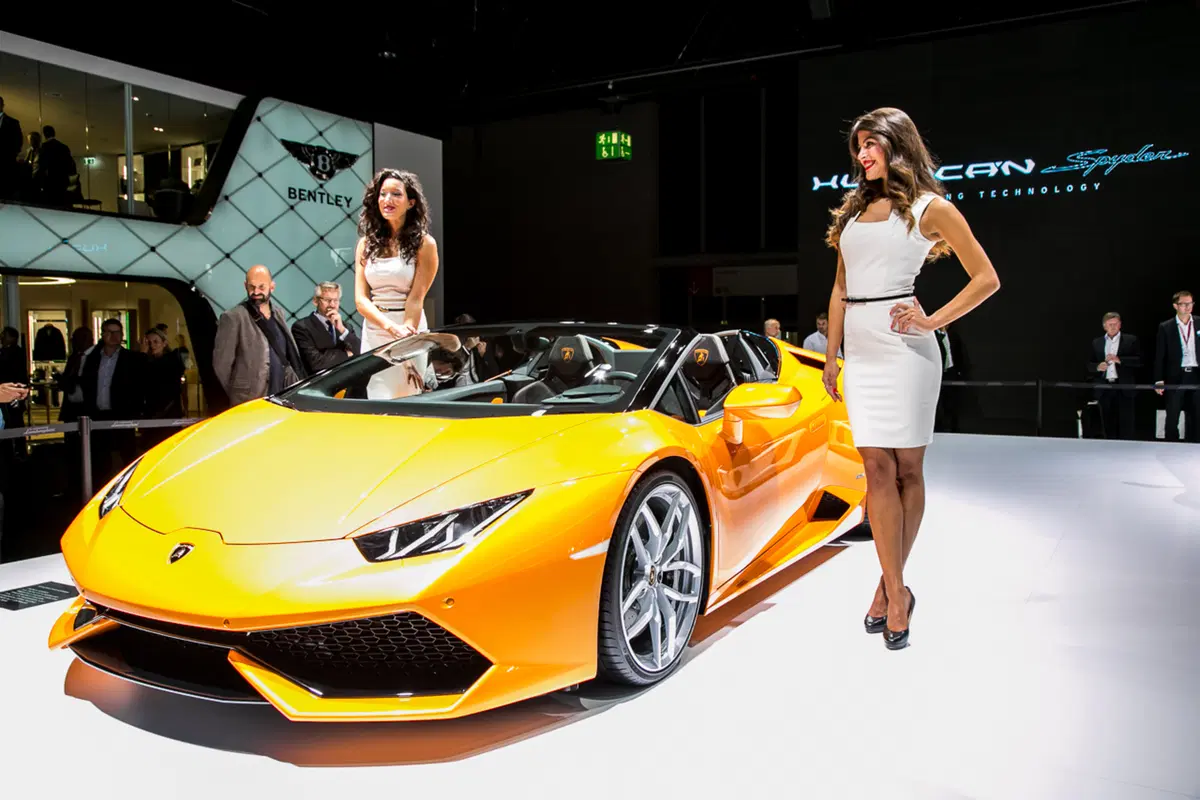 Salone di Francoforte 2015: ecco le ragazze più belle! (46)