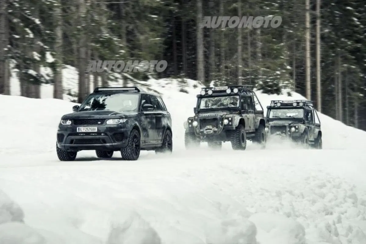 James Bond “Spectre”, ecco le Jaguar e Land Rover sul set (5)
