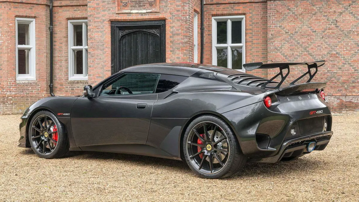 Lotus Evora GT430: più potenza, peso ridotto
