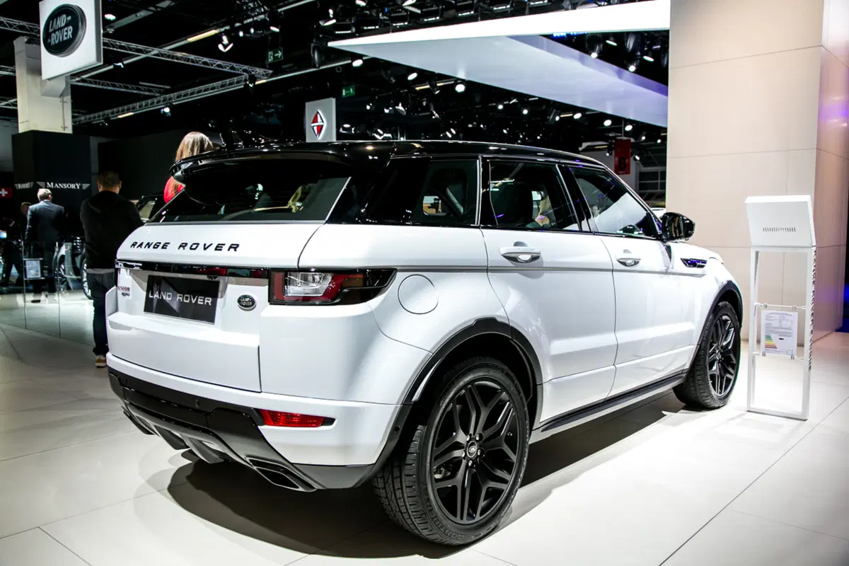 Land Rover al Salone di Francoforte 2015 (2)
