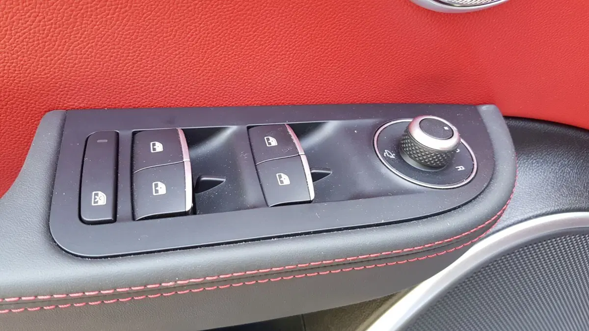 Alfa Romeo Giulia (9)