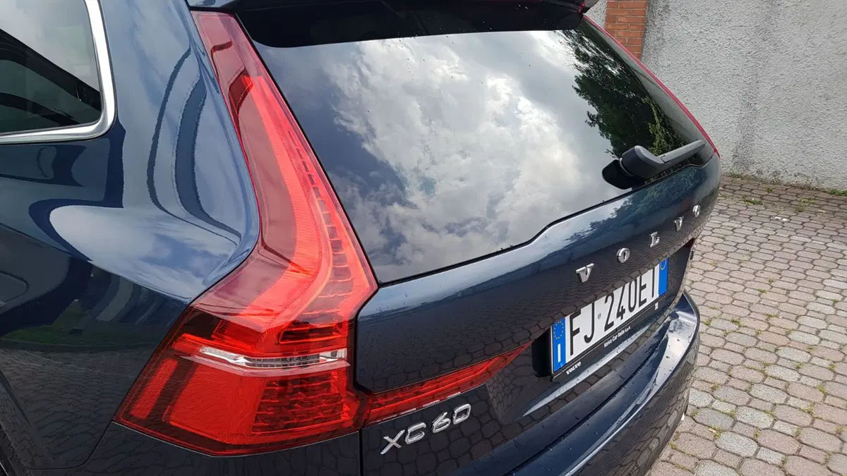 Volvo XC60 per settembre (7)