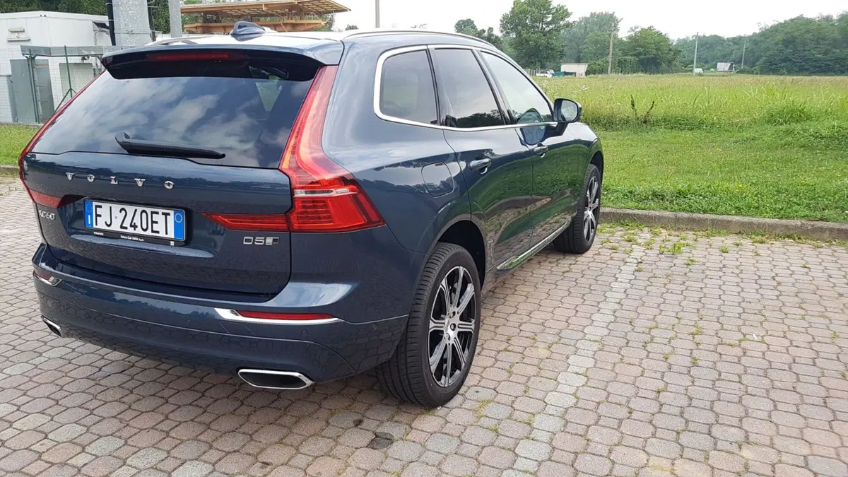 Volvo XC60 per settembre (4)