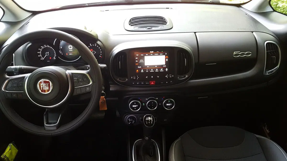 Fiat 500L  (25)