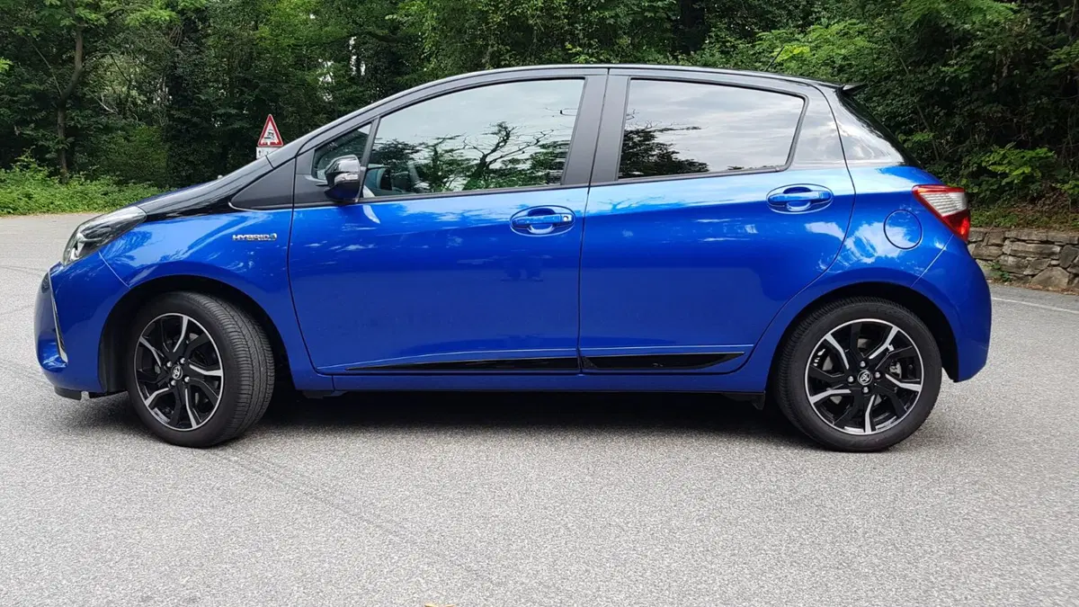Toyota Yaris (3)