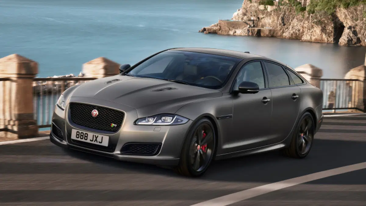 Jaguar XJR575, 575 CV di eleganza  (2)