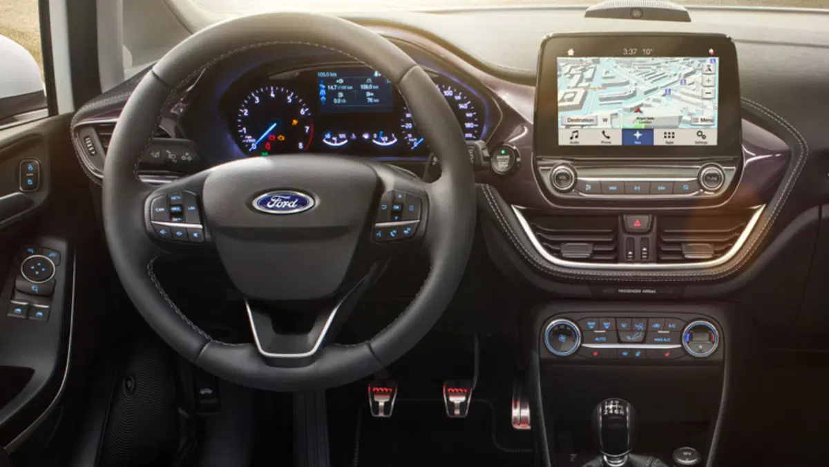 Ford Fiesta 1.5 EcoBlue 5 porte ST-Line (11)