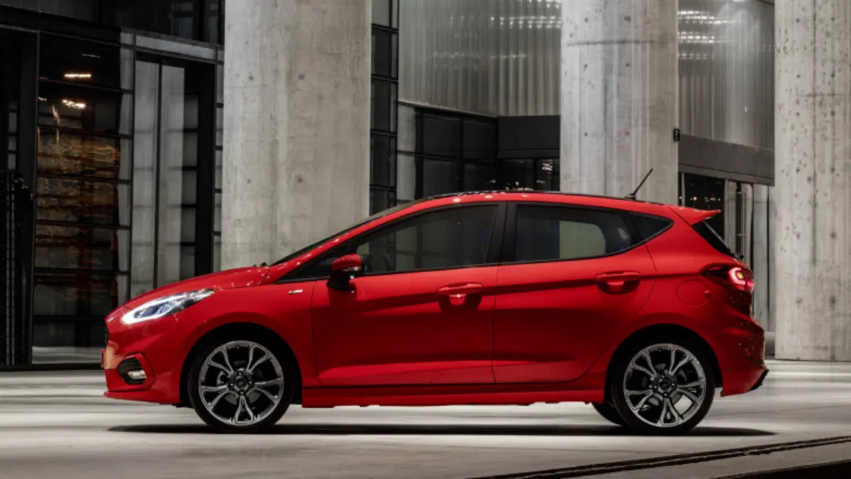 Ford Fiesta 1.5 EcoBlue 5 porte ST-Line (9)