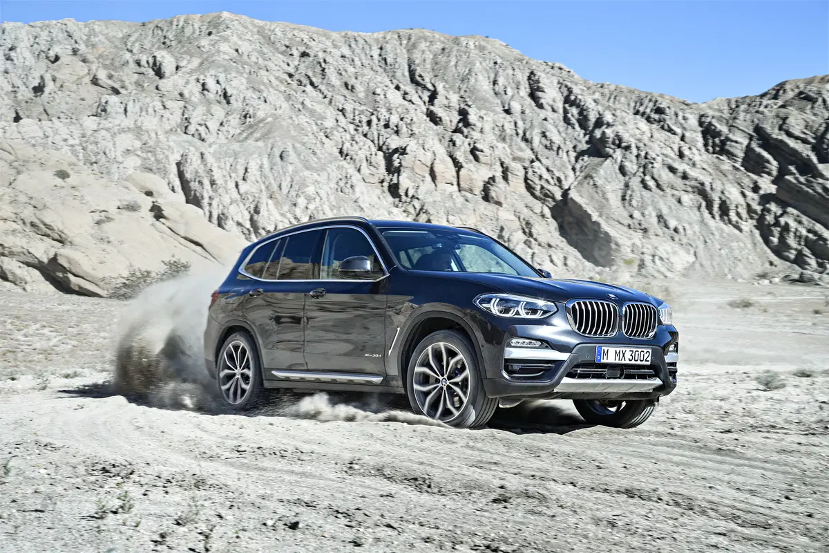 BMW X3 xDrive30d 249CV Luxury (29)