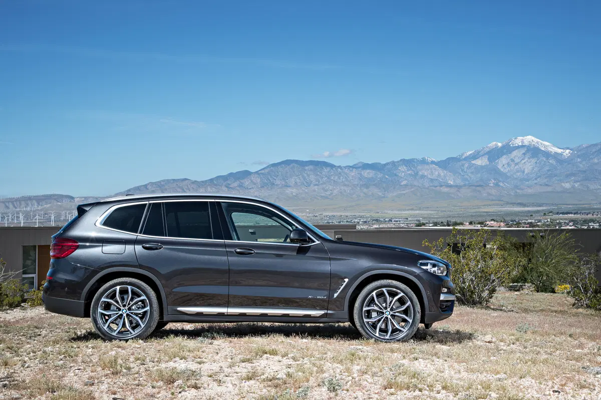 BMW X3 xDrive30d 249CV Luxury (22)