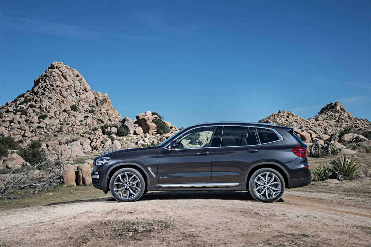 BMW X3 xDrive30d 249CV Luxury (44)